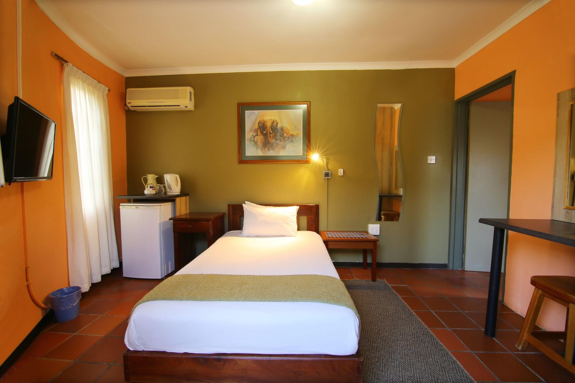 Kalahari Arms Hotel Khemsbok Экстерьер фото
