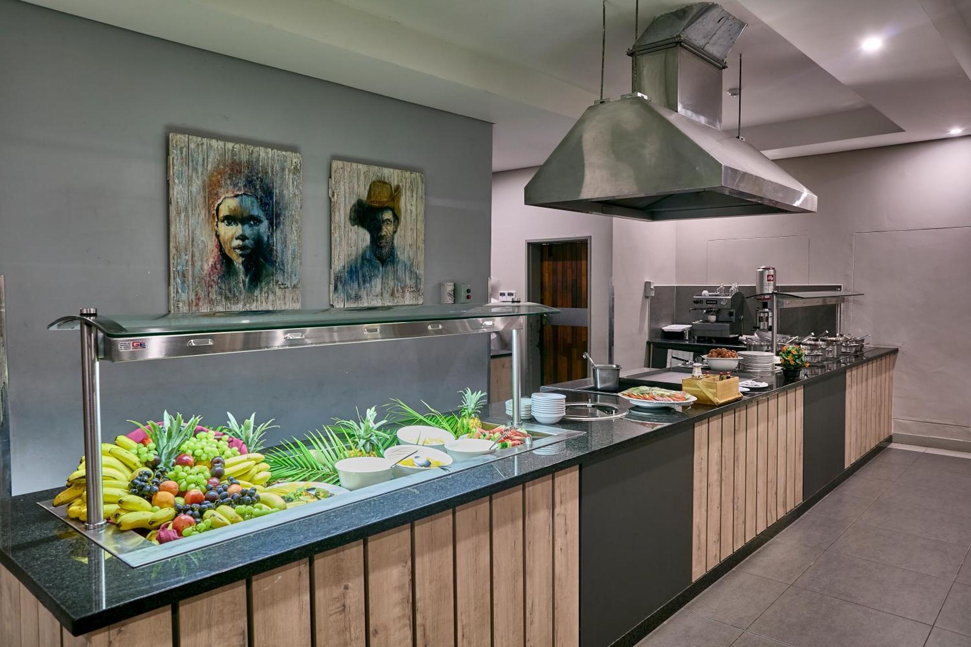Kalahari Arms Hotel Khemsbok Экстерьер фото